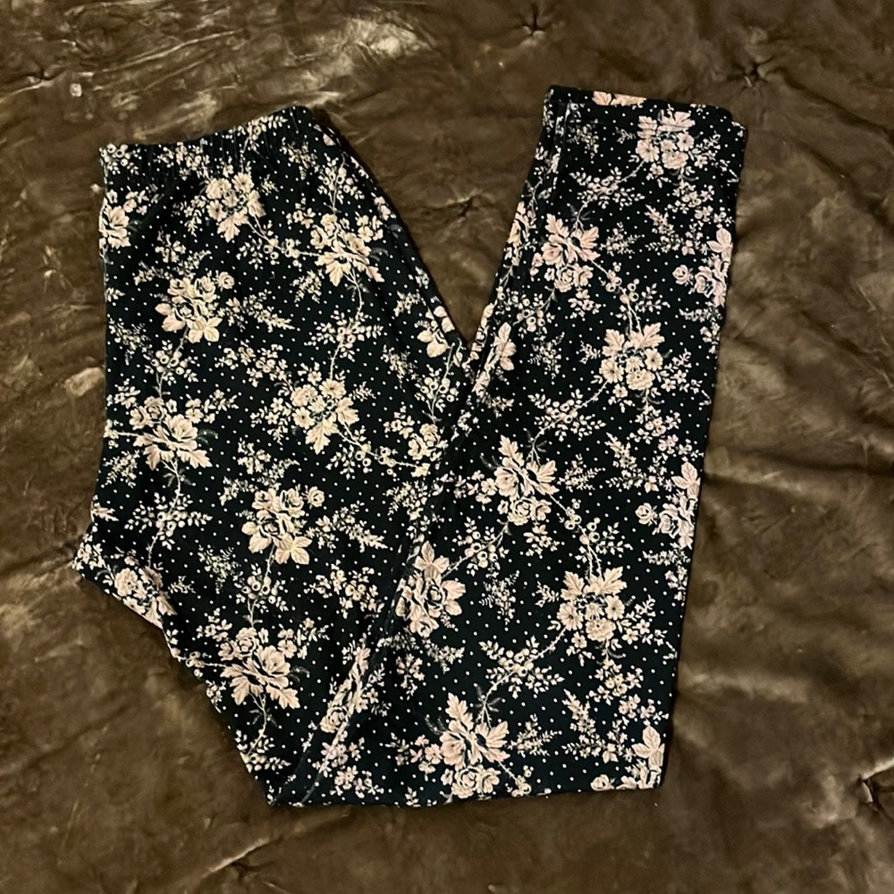 Kimchi blue floral leggings